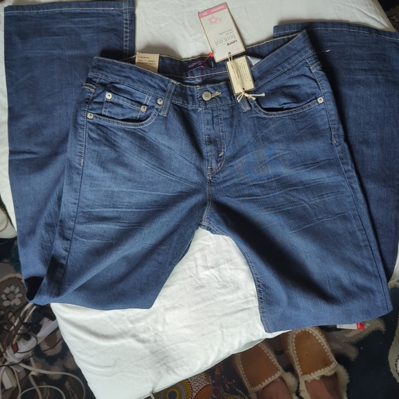 Juniors NWT Vintage 2008 Levi's 518 Low Rise Boot Cut Size 11 medium - Picture 1 of 8